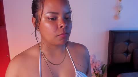 Paula  add me on snap online show from January 2, 2025, 12:24 pm