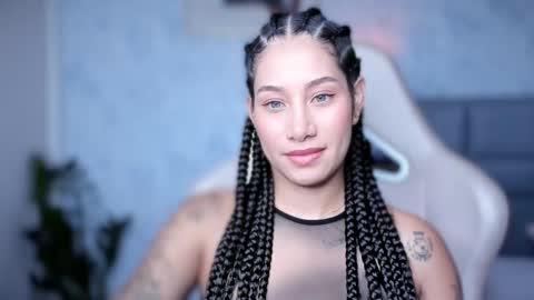 brisa  s online show from November 24, 2025, 4:07 pm