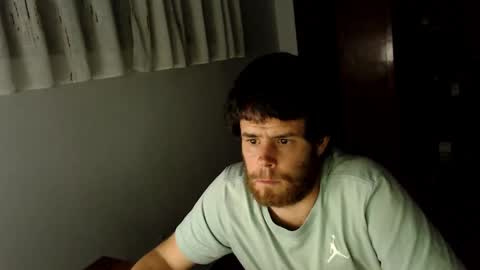 spanish online show from March 12, 2025, 8:20 pm