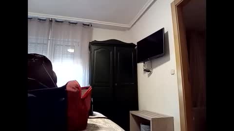 Manu  online show from September 18, 2025, 7:21 am