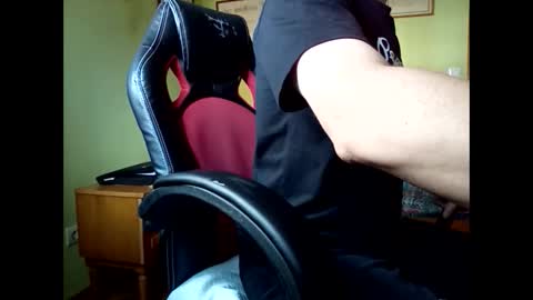 Manu  online show from May 10, 2026, 3:28 pm