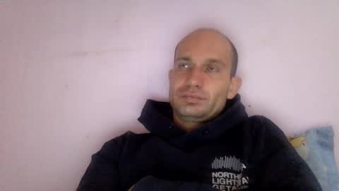 Snapshot of sparei7 chatting on December 13, 2024, 2:05 pm Snaiky online show from December 13, 2024, 2:05 pm