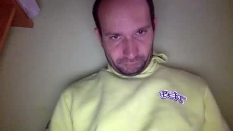 Snapshot of sparei7 chatting on October 4, 2025, 1:53 pm Snaiky online show from October 4, 2025, 1:53 pm