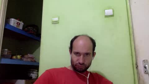 Snapshot of sparei7 chatting on October 8, 2025, 9:45 pm Snaiky online show from October 8, 2025, 9:45 pm