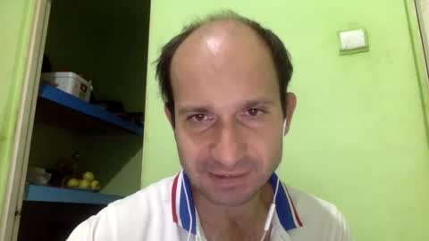 Snapshot of sparei7 chatting on October 26, 2025, 10:25 pm Snaiky online show from October 26, 2025, 10:25 pm