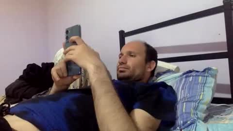 Snaiky online show from April 18, 2026, 8:42 pm