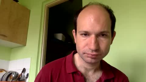 Snapshot of sparei7 chatting on April 30, 2026, 10:43 am Snaiky online show from April 30, 2026, 10:43 am