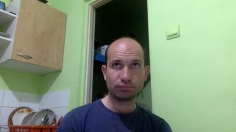 Snapshot of sparei7 chatting on May 18, 2026, 9:53 pm Snaiky online show from May 18, 2026, 9:53 pm