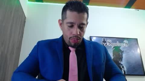     online show from November 30, 2025, 5:55 am