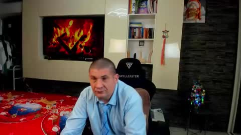 Snapshot of spartandaddy48 chatting on January 10, 2026, 11:42 pm Spartan online show from January 10, 2026, 11:42 pm