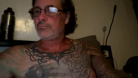 specter1972 online show from December 3, 2025, 1:13 am