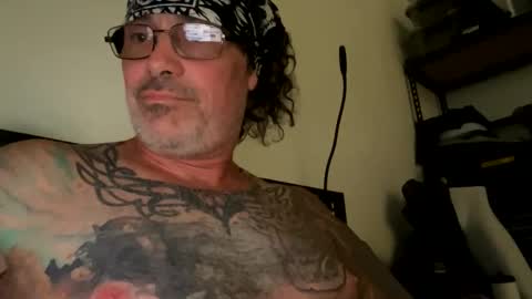 specter1972 online show from April 3, 2026, 7:34 pm