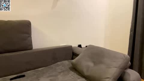 Alex online show from October 22, 2025, 9:36 pm