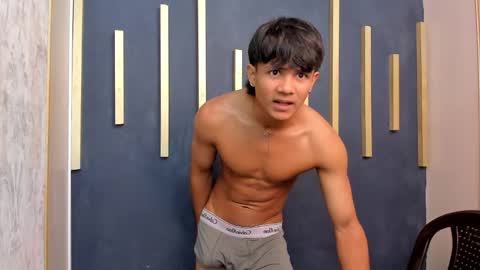  Spencer  online show from December 15, 2025, 12:31 pm