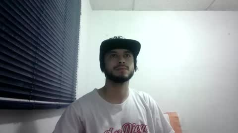 sperm_donor94 online show from December 19, 2025, 9:33 pm