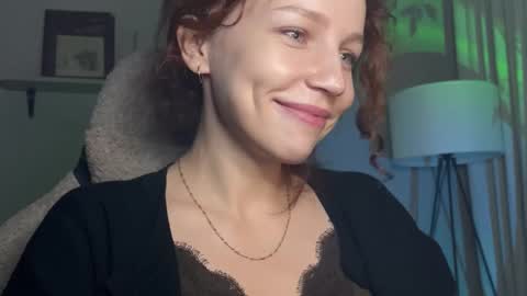 spicy___caramel online show from November 2, 2025, 5:04 pm