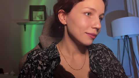 spicy___caramel online show from November 15, 2025, 4:58 pm