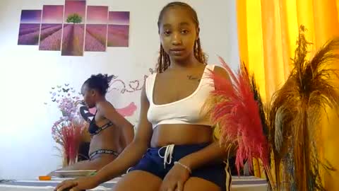 Snapshot of spicy_angels chatting on May 24, 2026, 7:02 am Quinter Cheeky online show from May 24, 2026, 7:02 am