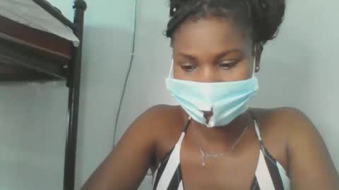 spicy online show from April 19, 2026, 12:37 pm