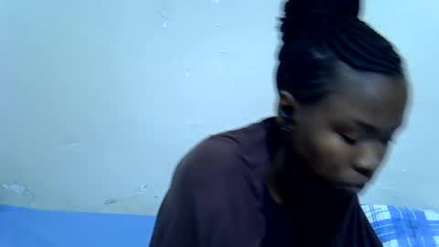 Snapshot of spicy_kittie chatting on July 15, 2026, 6:13 pm Kittle online show from July 15, 2026, 6:13 pm