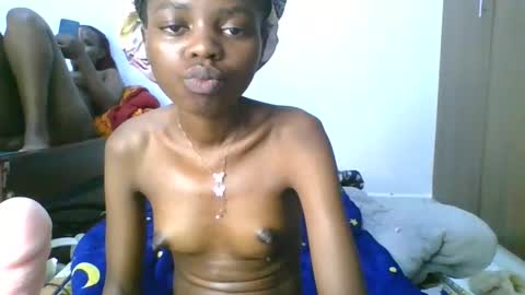 Snapshot of spicybobolishia_ chatting on May 25, 2026, 3:23 am Bobo online show from May 25, 2026, 3:23 am