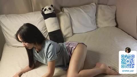 Tipsy online show from October 17, 2025, 5:48 pm