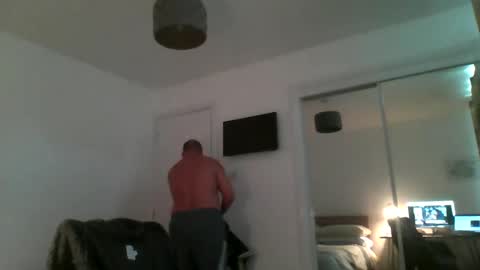 Snapshot of spidey1051a chatting on May 6, 2026, 12:10 pm spidey1051a online show from May 6, 2026, 12:10 pm