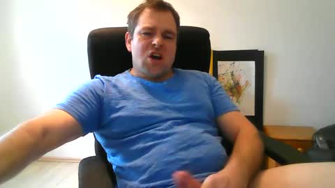 spirit_2706 online show from December 19, 2024, 10:45 am