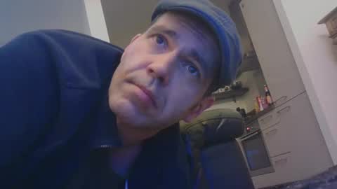 spliffray online show from December 5, 2024, 2:33 pm