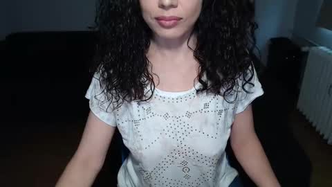 Snapshot of spoiled__doll chatting on December 10, 2024, 8:40 am Doll online show from December 10, 2024, 8:40 am