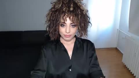 Snapshot of spoiled__doll chatting on March 10, 2025, 11:32 am Doll online show from March 10, 2025, 11:32 am