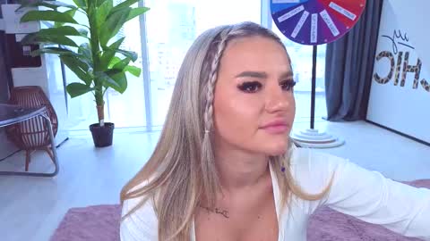 Anna online show from September 11, 2025, 10:37 am