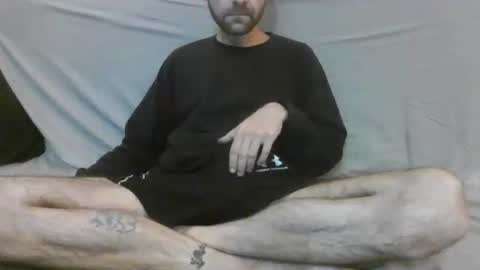 Snapshot of spokociuszek chatting on May 16, 2026, 6:39 pm spokociuszek online show from May 16, 2026, 6:39 pm