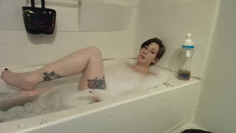 Kova online show from February 5, 2026, 2:38 am