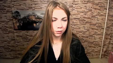 Snapshot of sport_tall_karina chatting on December 25, 2024, 10:06 am Karina online show from December 25, 2024, 10:06 am