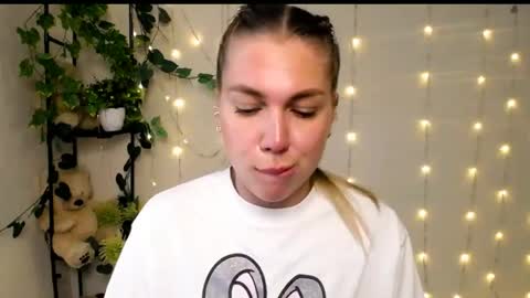 Snapshot of sport_tall_karina chatting on May 9, 2026, 9:25 am Karina online show from May 9, 2026, 9:25 am