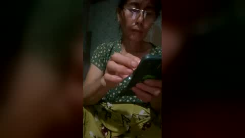 Snapshot of squirt0120 chatting on June 5, 2026, 7:36 am squirt0120 online show from June 5, 2026, 7:36 am