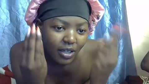 squirt_quueen online show from February 24, 2026, 6:22 am