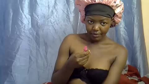 squirt_quueen online show from February 28, 2026, 3:51 am