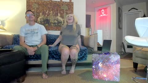 Snapshot of squirt_vip_room chatting on January 5, 2025, 1:03 am Roxy Day  Mossimo Knight online show from January 5, 2025, 1:03 am