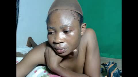 Snapshot of squirty_joy chatting on May 3, 2026, 12:05 am Magdalen online show from May 3, 2026, 12:05 am