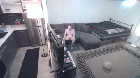 sqwindak online show from December 18, 2024, 2:53 am