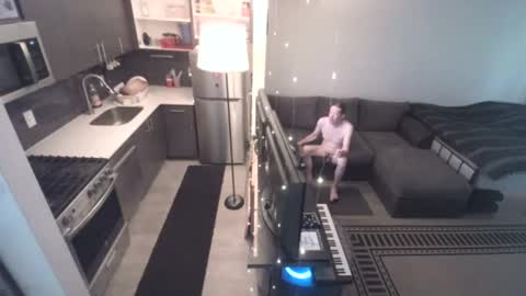 sqwindak online show from February 16, 2025, 8:22 pm