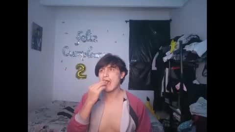 Snapshot of sr_magico chatting on December 2, 2024, 6:20 am sr_magico online show from December 2, 2024, 6:20 am