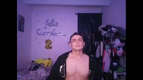 Snapshot of sr_magico chatting on December 9, 2024, 7:06 am sr_magico online show from December 9, 2024, 7:06 am