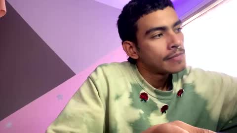 Snapshot of srcejotas chatting on December 1, 2024, 4:51 pm sorry mom online show from December 1, 2024, 4:51 pm