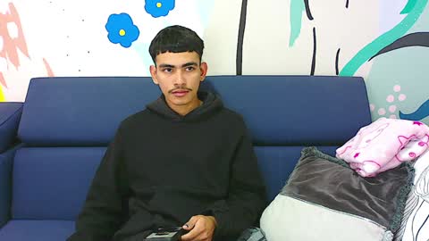 Snapshot of srcejotas chatting on December 31, 2024, 4:04 pm sorry mom online show from December 31, 2024, 4:04 pm