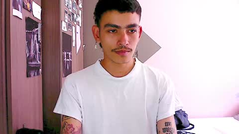 Snapshot of srcejotas chatting on January 15, 2025, 5:47 pm sorry mom online show from January 15, 2025, 5:47 pm