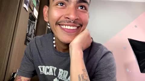 Snapshot of srcejotas chatting on January 16, 2025, 4:28 pm sorry mom online show from January 16, 2025, 4:28 pm