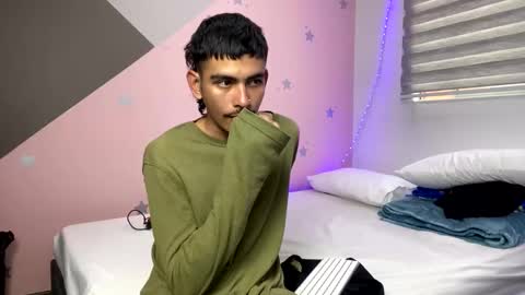 Snapshot of srcejotas chatting on January 24, 2025, 9:26 pm sorry mom online show from January 24, 2025, 9:26 pm